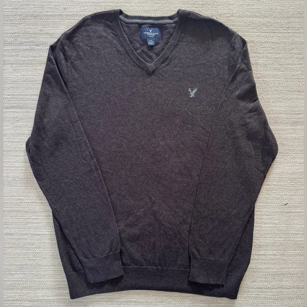 American Eagle‎ Outfitters brown cotton knit v-neck long sleeve sweater men’s L